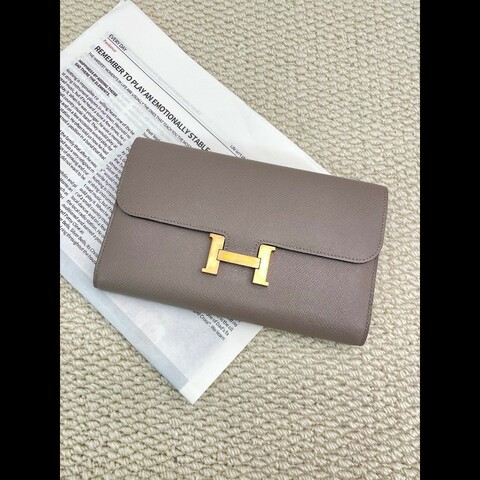 Hermes Constance Long Wallet  
康康長款钱包 
銀河灰金扣