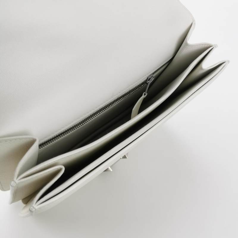 Hermes 2002系列20圓形H鎖扣單肩包Evercolor牛皮銀扣0T蘑菇白C刻-6