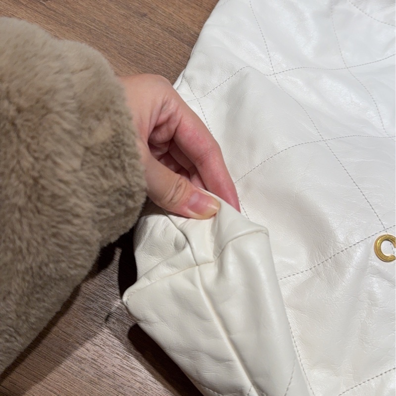 Chanel 22Bag白色大號-3