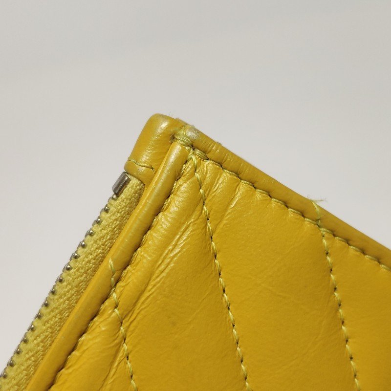 Chanel 2.55Bag油蠟皮純色V紋矩形旋扣卡包-12