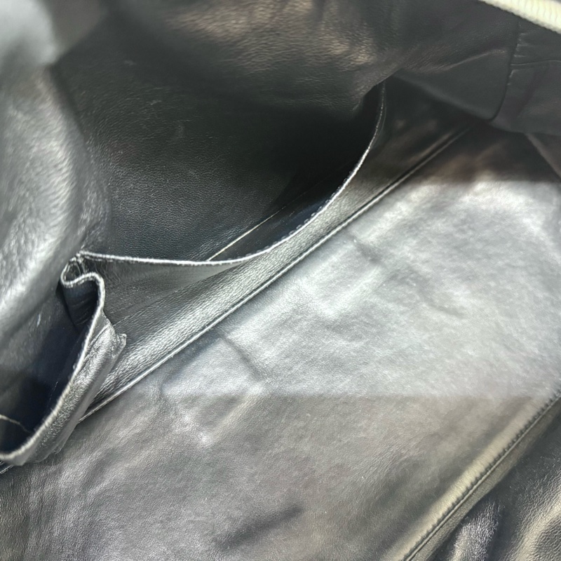 Chanel黑牛皮vintage 保齡球皮穿鏈包-20