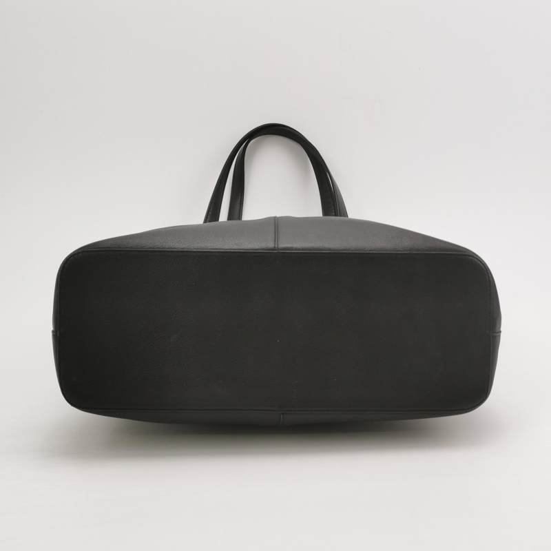 Burberry牛皮純色字母Logo子母包單肩包-6
