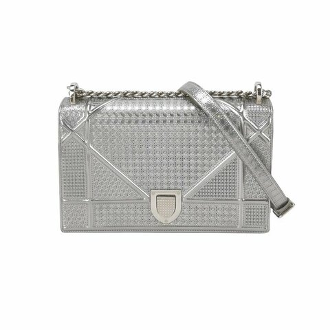 Dior Diorama盾牌包中號牛皮純色藤格紋盾形紋章搭扣單肩包