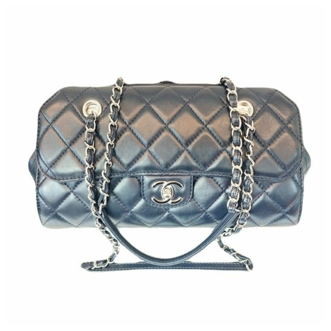 CHANEL 經典羊皮銀鍊絎縫短單肩包 21 系列