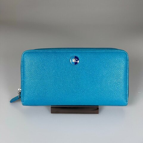 CHANEL 荔枝皮拚色琺瑯logoㄇ拉長夾 淺藍 17開