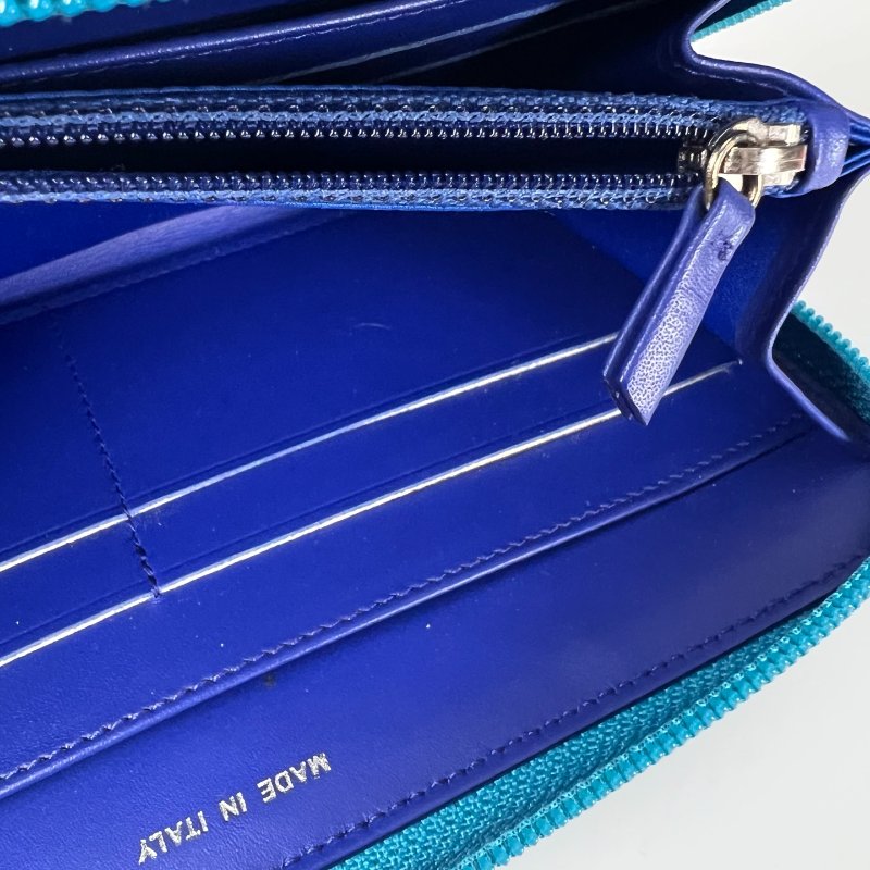 CHANEL 荔枝皮拚色琺瑯logoㄇ拉長夾 淺藍 17開-9