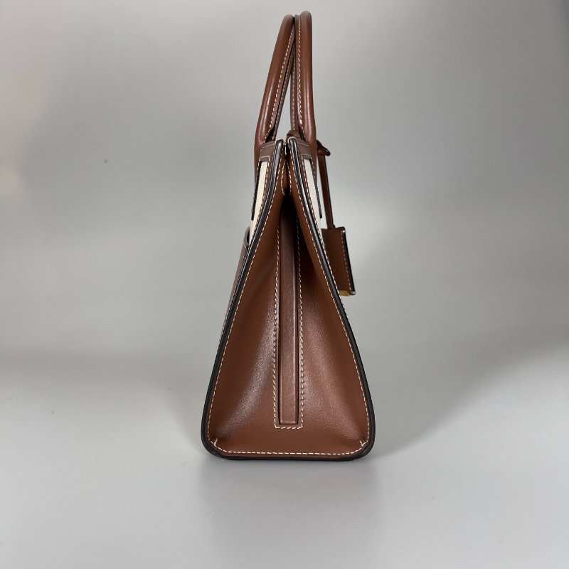 BURBERRY TB帆布托特包-3