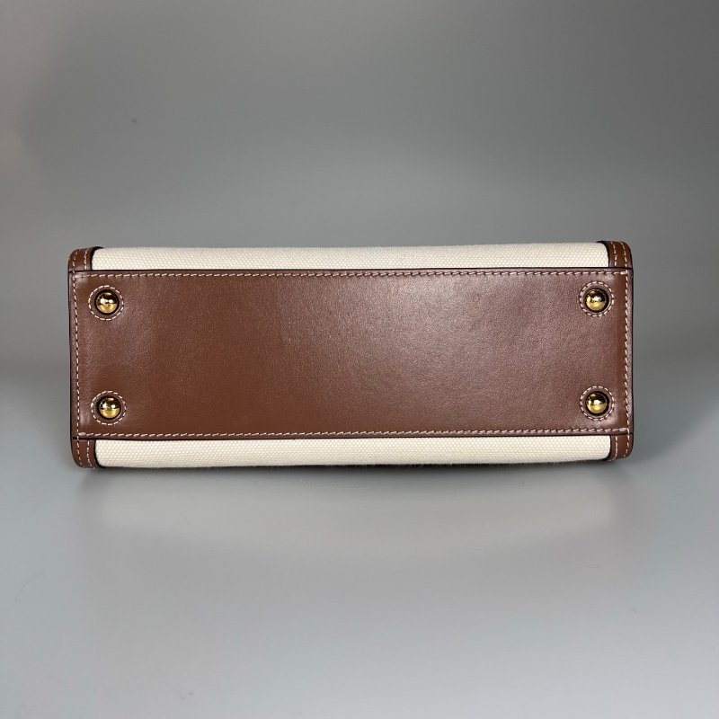 BURBERRY TB帆布托特包-4