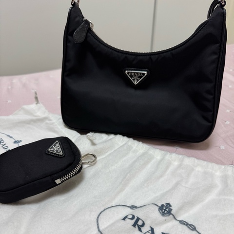 PRADA尼龍經典三合一