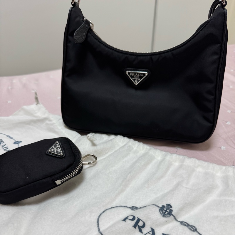 PRADA尼龍經典三合一-0