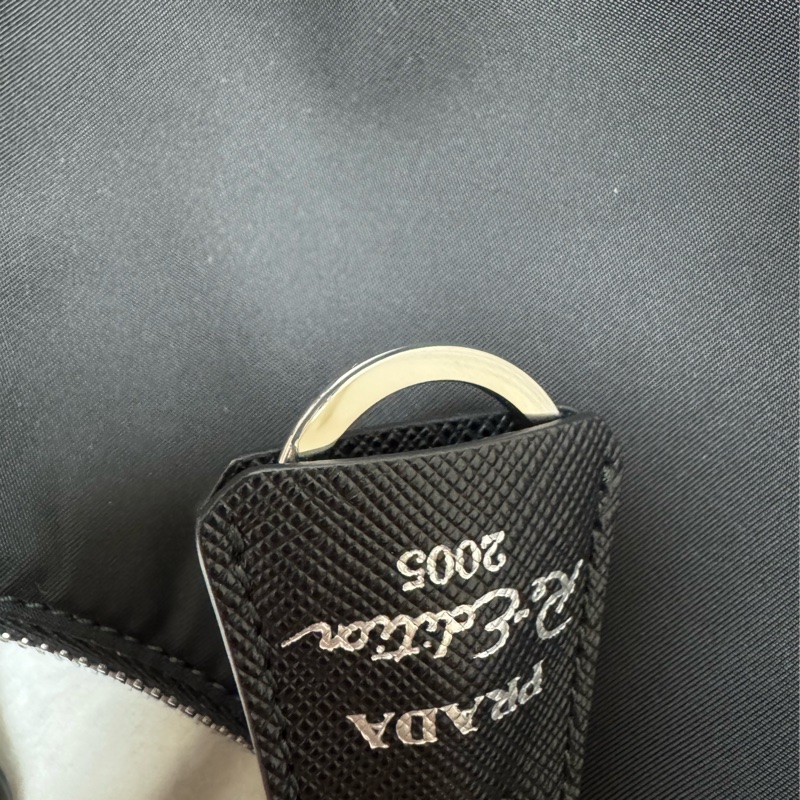 PRADA尼龍經典三合一-7