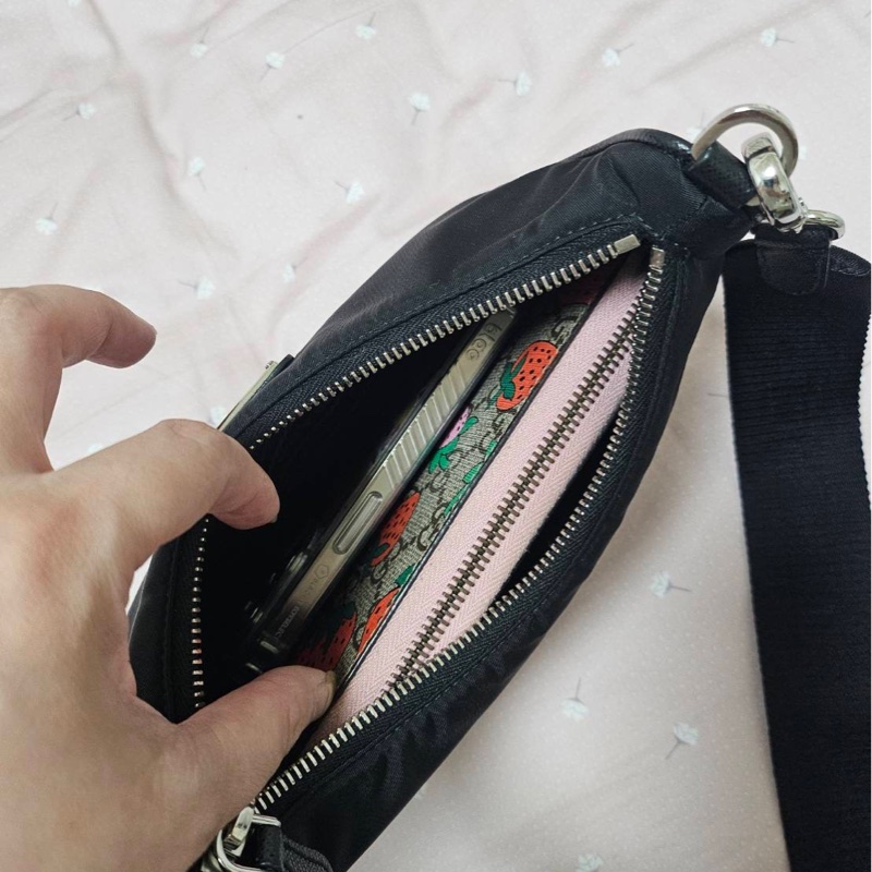 （年前出清）PRADA尼龍經典三合一-7