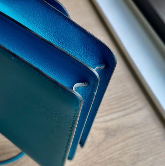 ❤️ 愛🐎人要能「裝」的小可愛/Hermès Roulis希臘藍小🐷包❤️-4