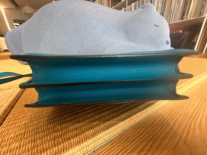 ❤️ 愛🐎人要能「裝」的小可愛/Hermès Roulis希臘藍小🐷包❤️-16