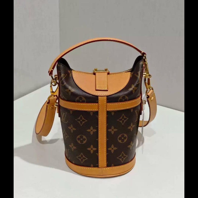 Louis Vuitton duffle bag-1