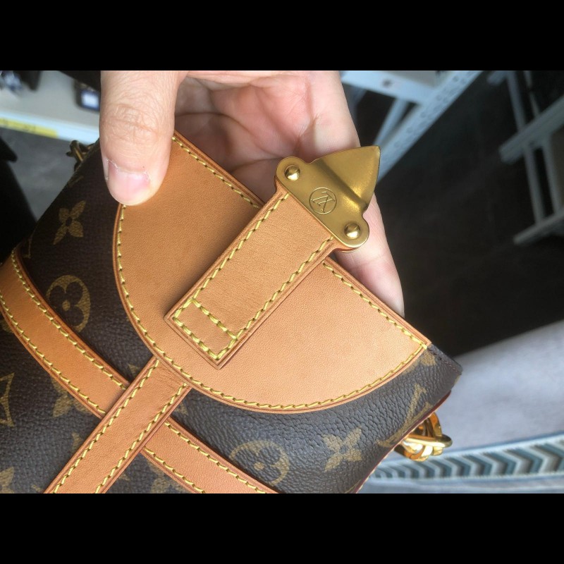 Louis Vuitton duffle bag-16