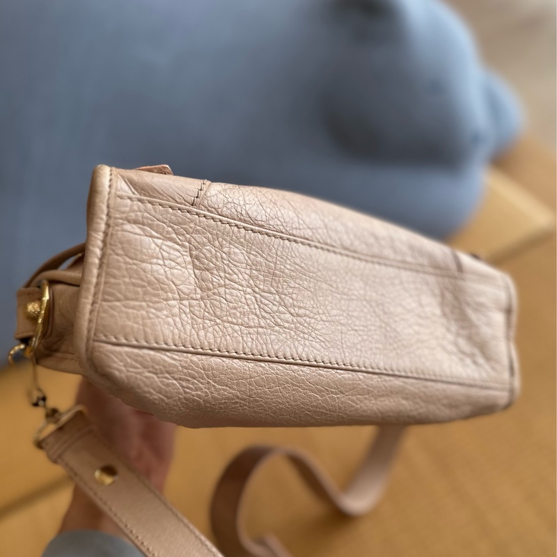 BALENCIAGA巴黎世家奶茶粉金口甜心可手提可斜背機車包小可愛-3