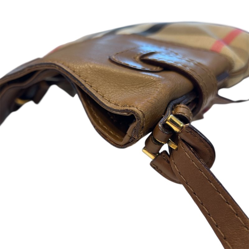 BURBERRY駝色皮拼布格紋斜背包-5