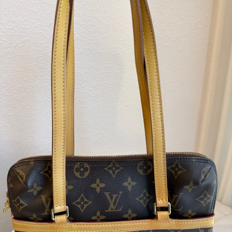 Lv 枕頭肩背包 絕版款-9