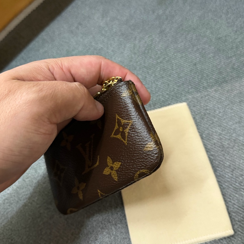 Lv 鑰匙零錢包-6
