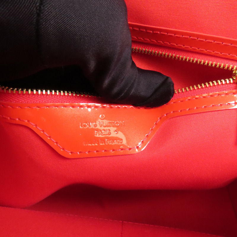 LOUIS VUITTON Monogram Vernis Avalon GM金扣手挽-7