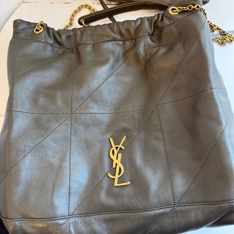 ysl 垃圾袋包 實體很美 我很不會拍 灰色❤️