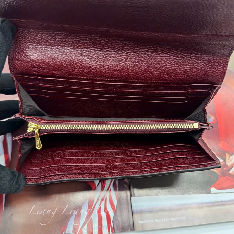 GUCCI 古馳 經典GG Zuni 荔枝紋牛皮酒紅色扣式長夾-7