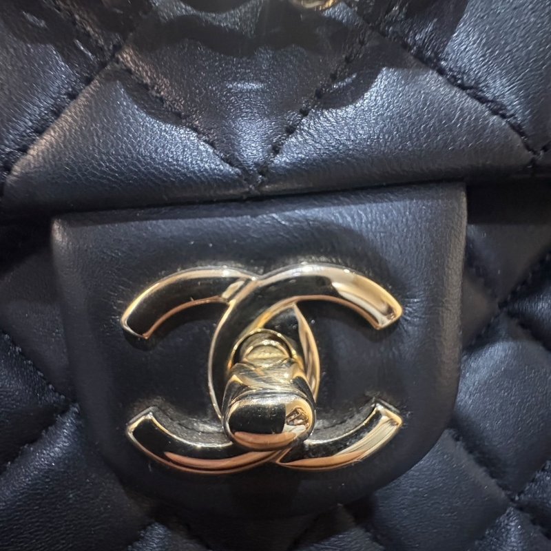 【美收精品】CHANEL黑色羊皮菱格紋後背包 4-579-15