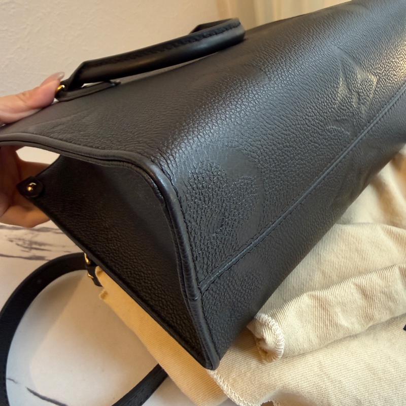 lv on the go ❤️黑壓紋🤍好好看😻pm-9