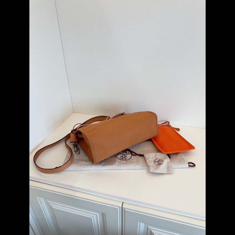 Hermes Herbag 31 
金棕色拼橙色 外縫 銀扣-4