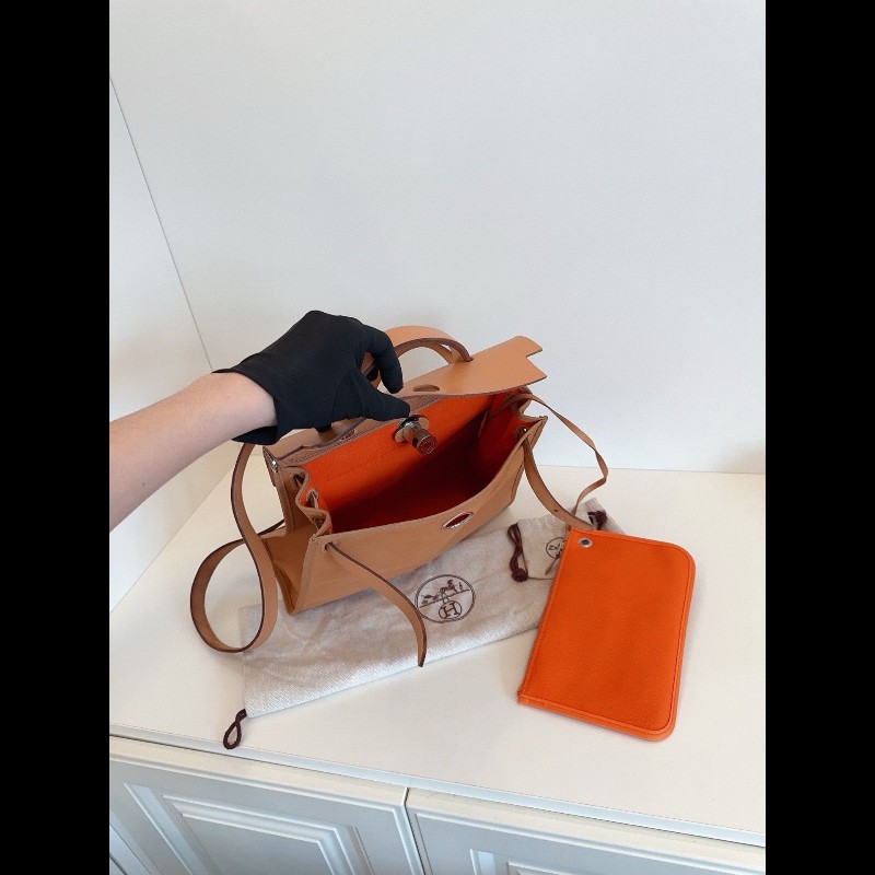 Hermes Herbag 31 
金棕色拼橙色 外縫 銀扣-5