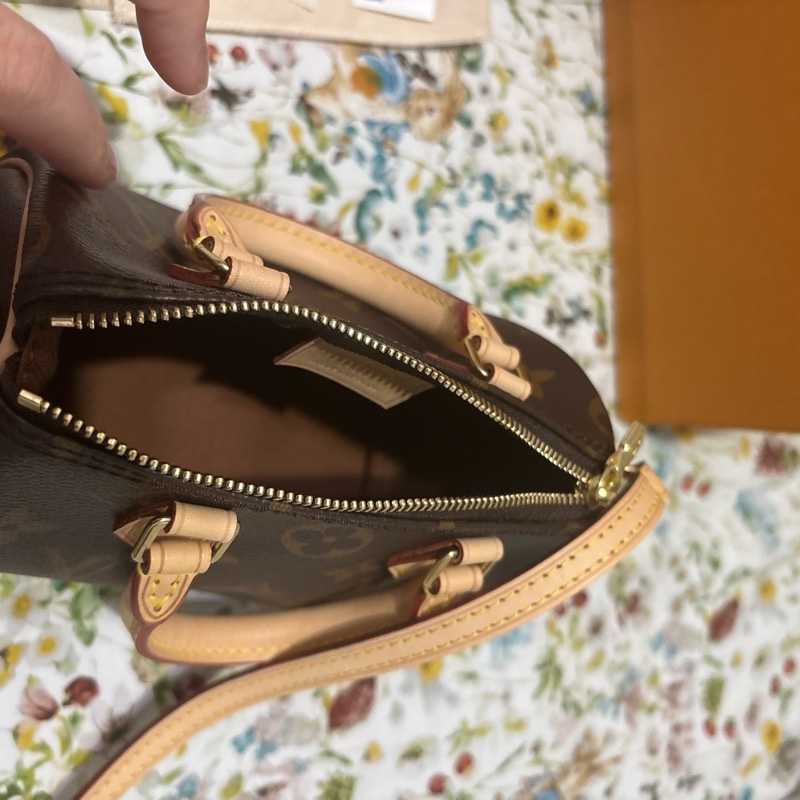 LV Nano Speedy LV斜背-8