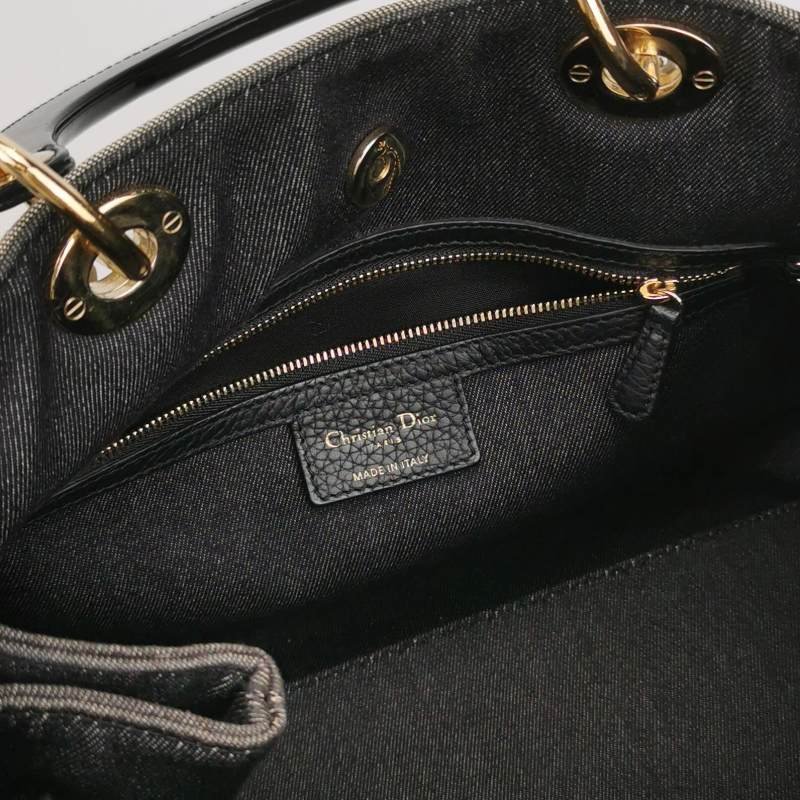 Dior D-Light帆布拼色徽章貼飾字母Logo吊飾單肩包-7