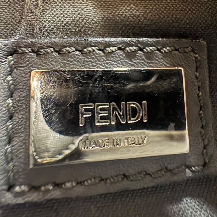 【美收精品】FENDI灰藍綠色肩背包 4-749-16