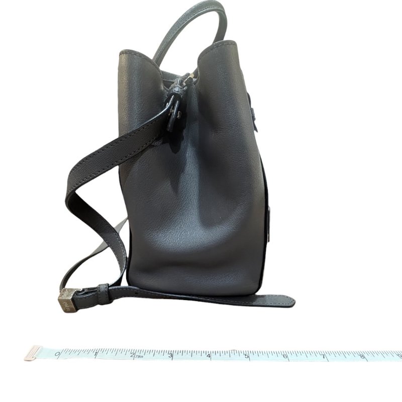 【美收精品】FENDI灰藍綠色肩背包 4-749-19