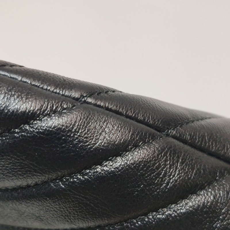 Gucci GG Marmont迷你牛皮撞色滾邊雙G標誌水桶包斜挎包-16