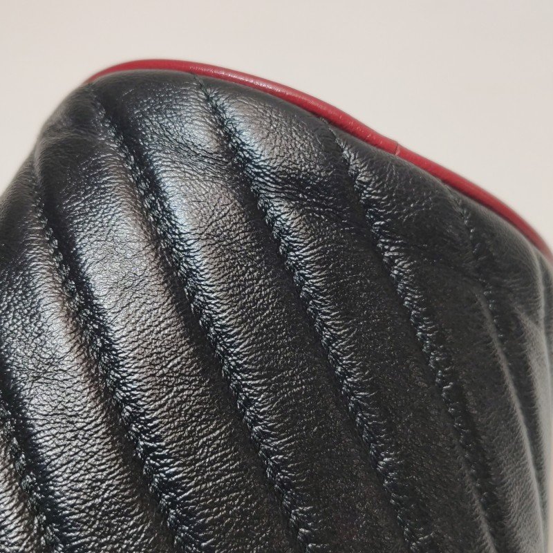 Gucci GG Marmont迷你牛皮撞色滾邊雙G標誌水桶包斜挎包-18