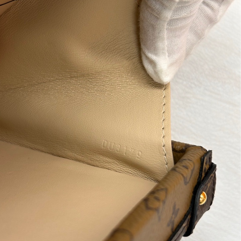 【超級新】 LV petite malle反轉色硬盒 斜挎包-7