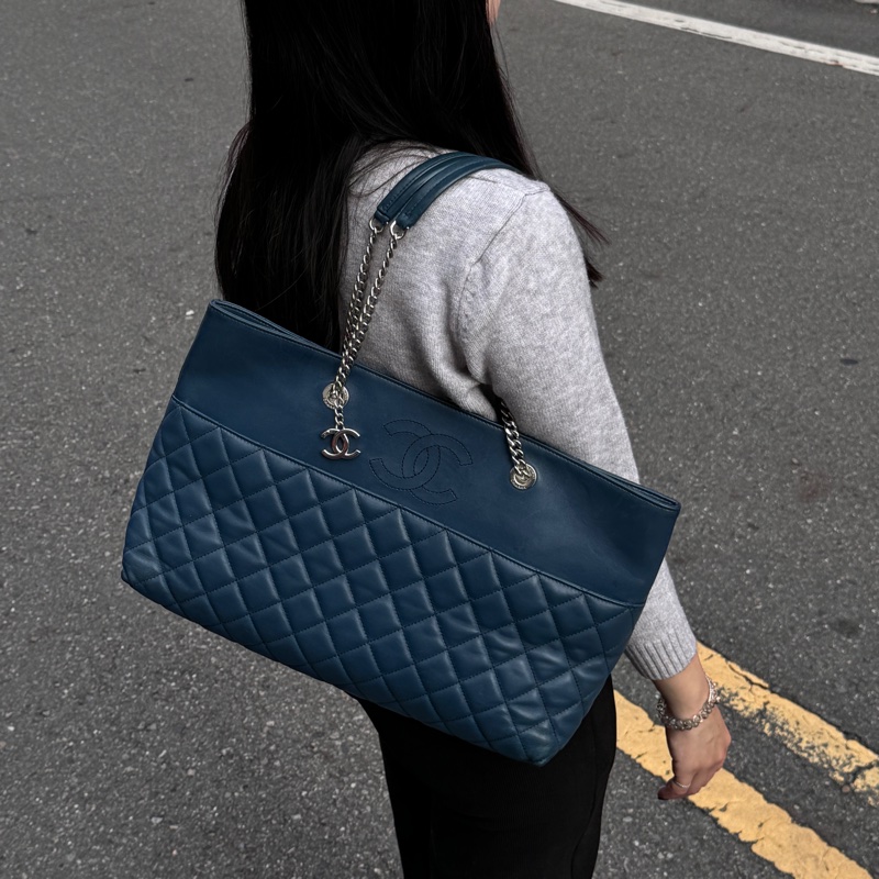 【超級新🆕】 Chanel 經典小羊皮 菱格紋托特包 專櫃26.3萬-11