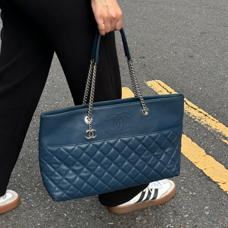 【超級新🆕】 Chanel 經典小羊皮 菱格紋托特包 專櫃26.3萬-13