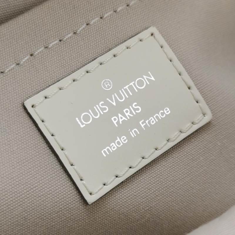 Louis Vuitton(LV)Montaigne蒙田包牛皮純色水波紋Logo浮雕鉚釘手提包-7