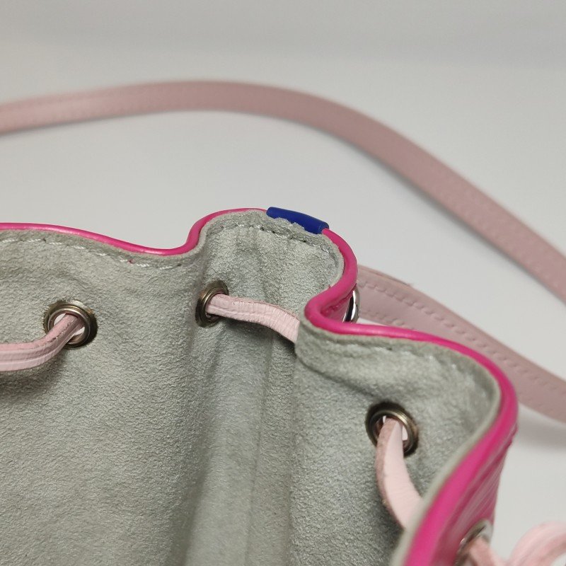 Louis Vuitton(LV)NOENano牛皮拼色水波紋抽繩斜挎包單肩包-8