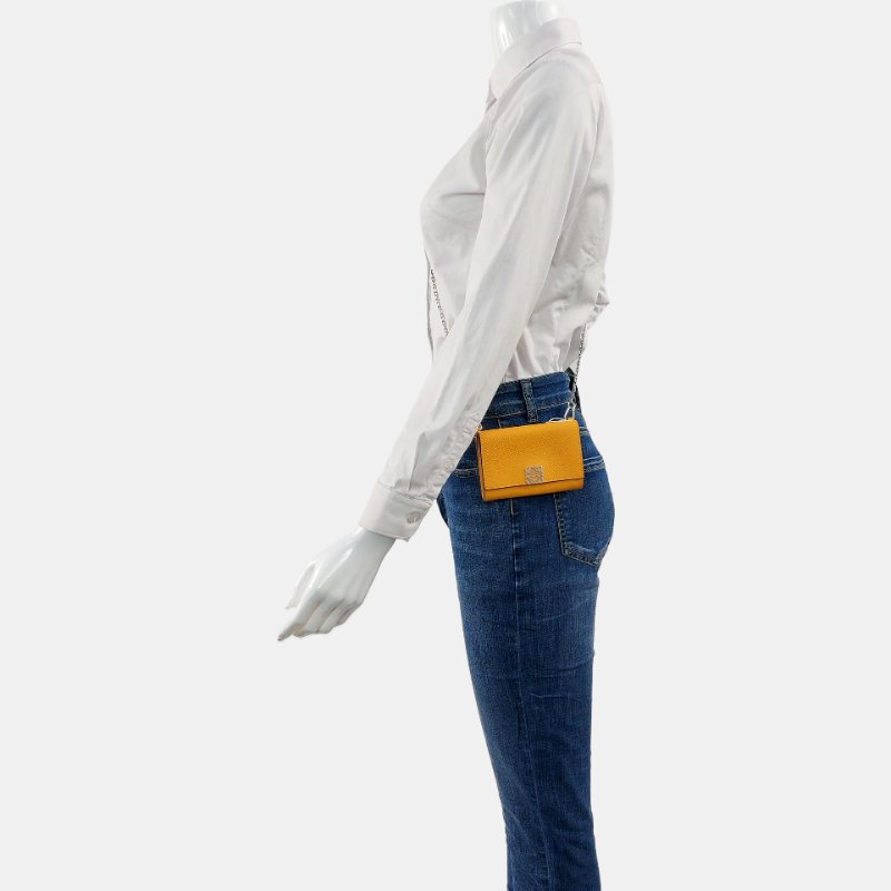 LOEWE 黃色牛皮老花單肩包 銀色五金 可拆卸肩帶 配件齊全-1