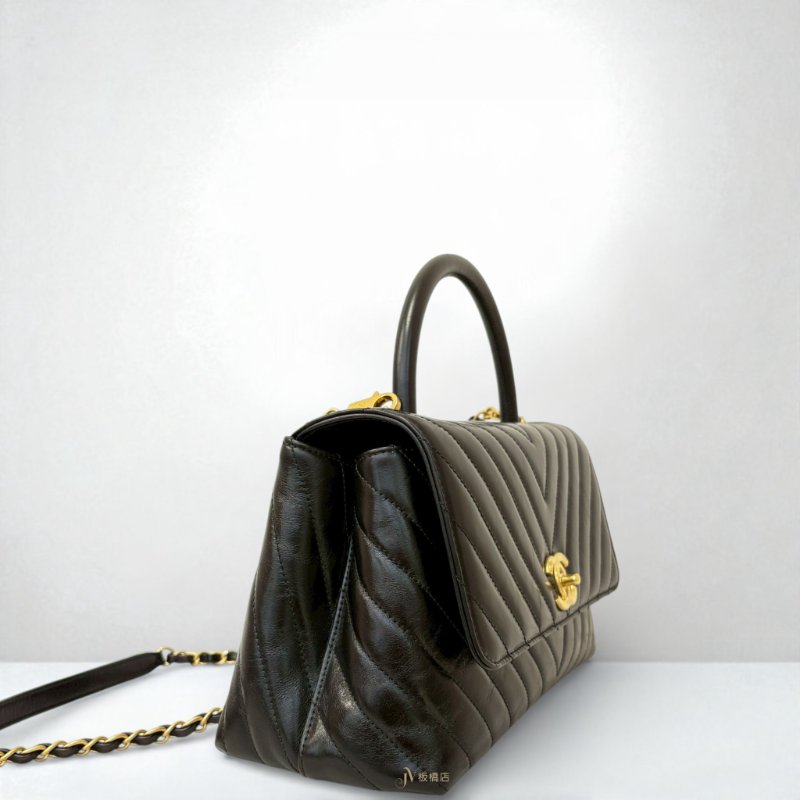 Chanel包包 黑金山形紋油蠟牛皮coco handle 28-3