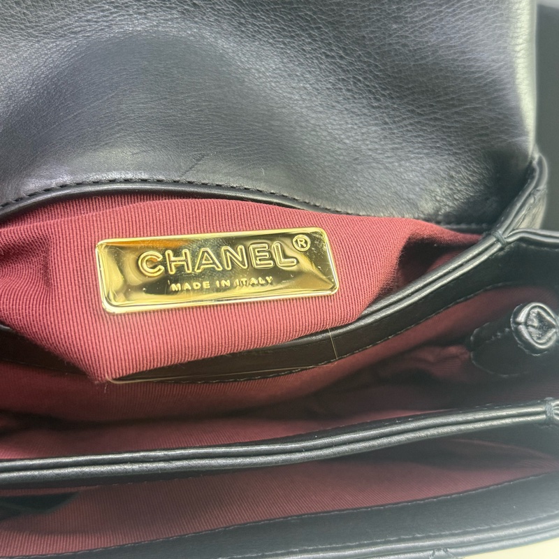 Chanel 珍珠扣斜孭袋-9