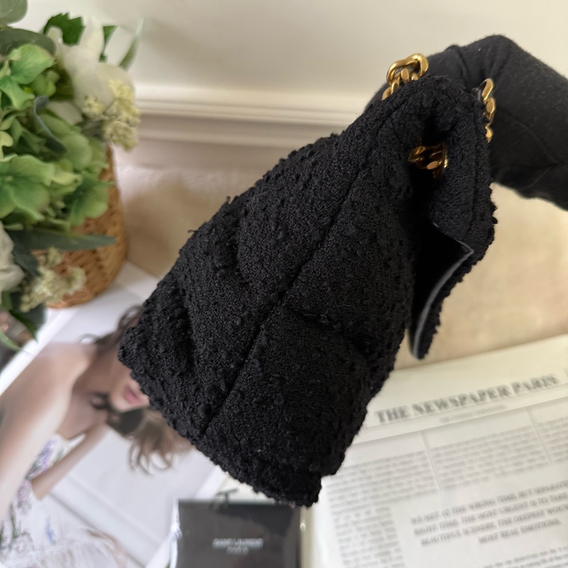 Puffer V紋金字毛呢小款二用包(黑色)-2