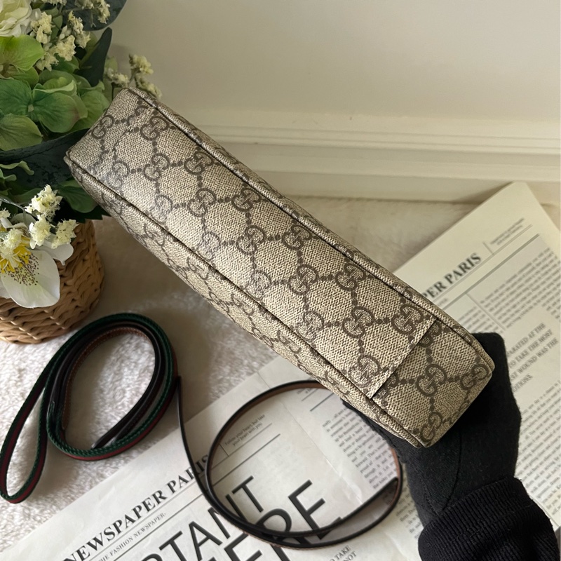 GG Emblem 塗層帆布及皮革小款二用包(米色/深棕色)-5