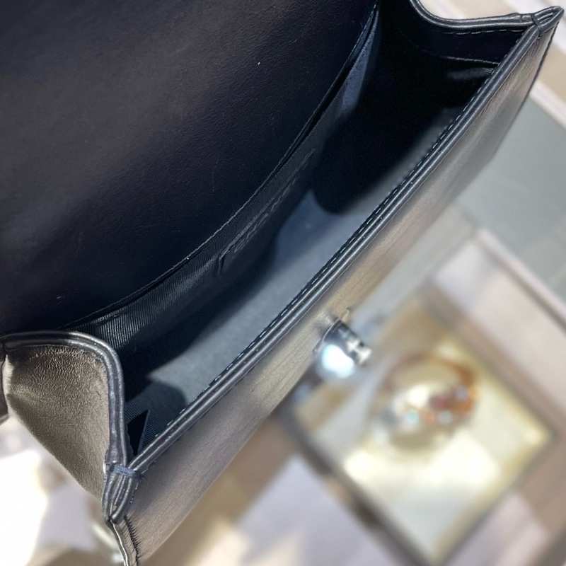 Chanel香奈儿手柄leboy 宫廷款手提包单肩包-6