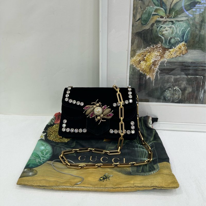 Gucci 絲絨水鑽蜜蜂鏈條限量包 閒置-0