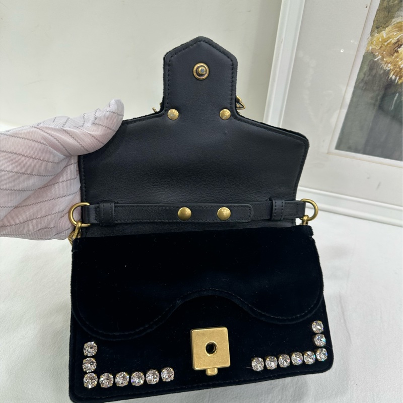 Gucci 絲絨水鑽蜜蜂鏈條限量包 閒置-8
